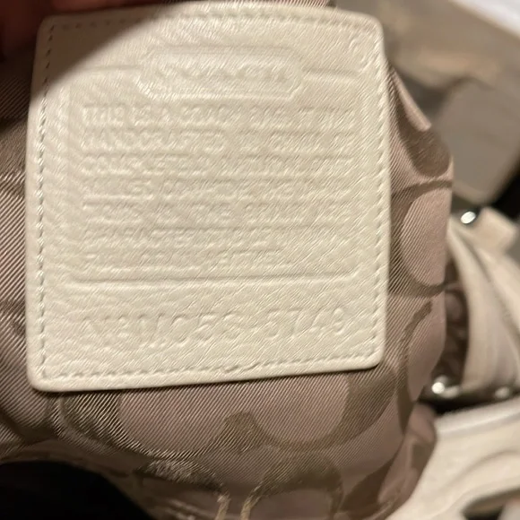 Coach Hampton Pebbled Leather Tassel Satchel Handbag Shoulder Purse Beige - Picture 9 of 9